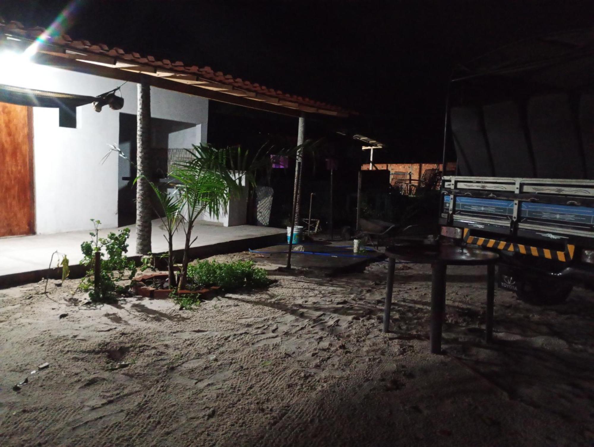 Hostel E Camping Na Rua Das Flores Santo Amaro do Maranhao Bagian luar foto
