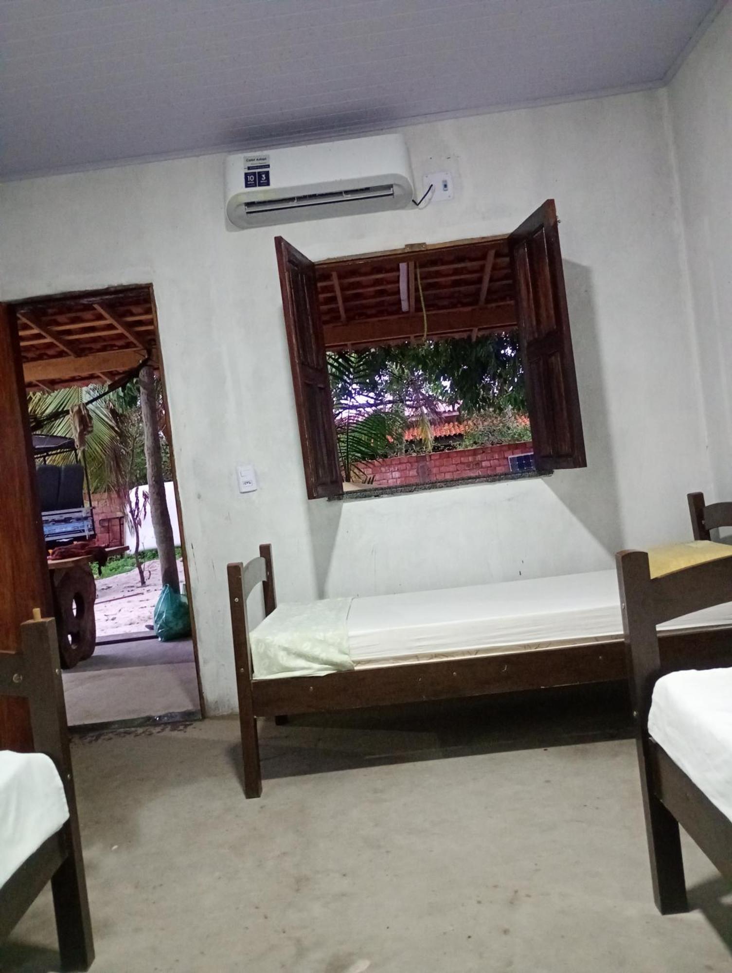 Hostel E Camping Na Rua Das Flores Santo Amaro do Maranhao Bagian luar foto