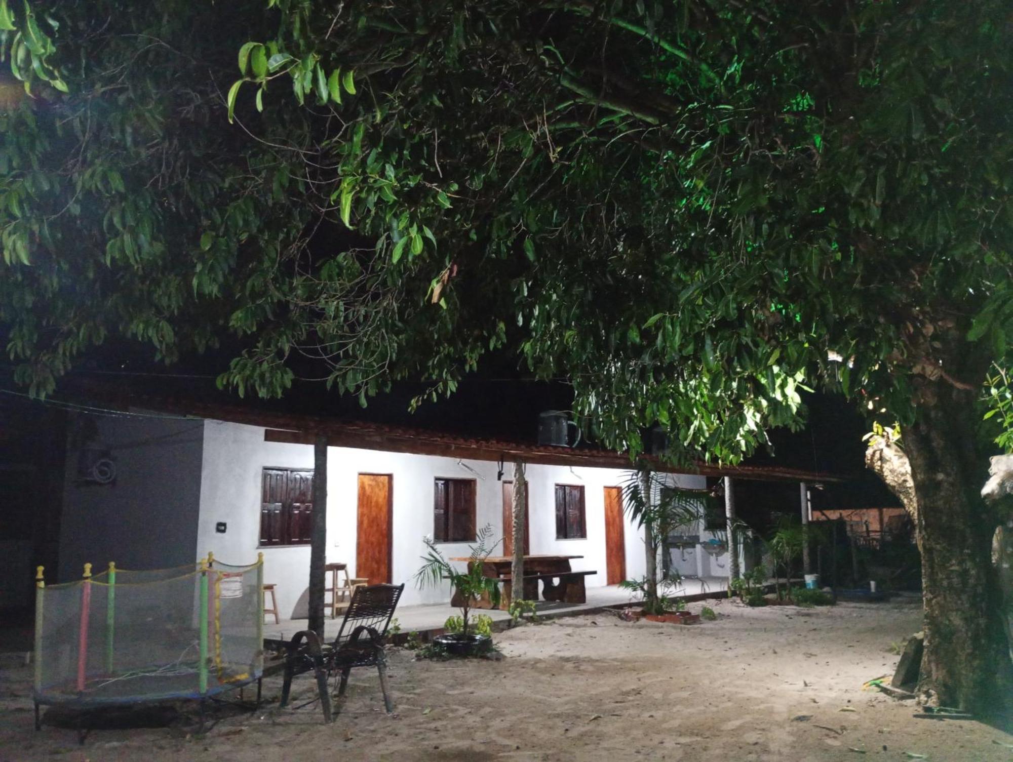 Hostel E Camping Na Rua Das Flores Santo Amaro do Maranhao Bagian luar foto