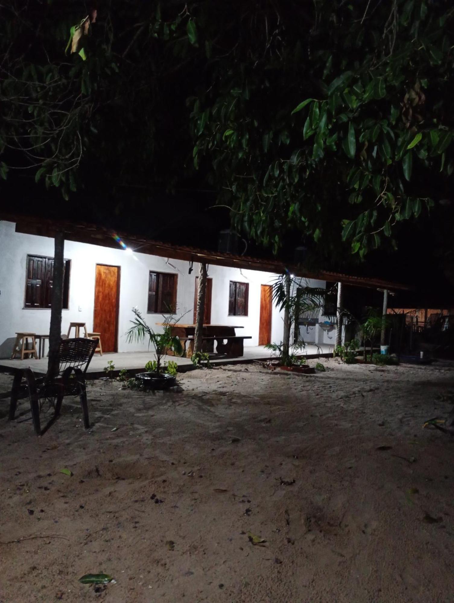 Hostel E Camping Na Rua Das Flores Santo Amaro do Maranhao Bagian luar foto